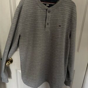 Tommy Hilfiger Gray Striped Men's Shirt(LIKE NEW)